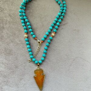 Gorgeous beaded necklace 😍